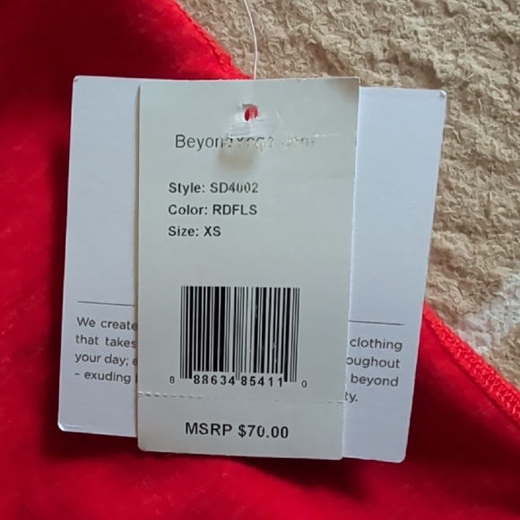 Beyond Yoga Spacedye Step Up Racerback Tank Candy Apple Red Heather NWT - Picture 6 of 6